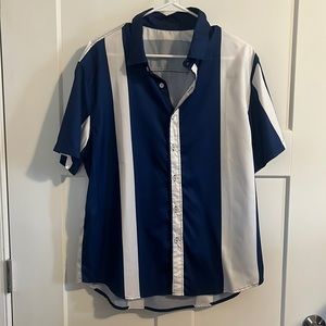 Never worn! Men’s size large SHEIN short sleeve button down shirt.
